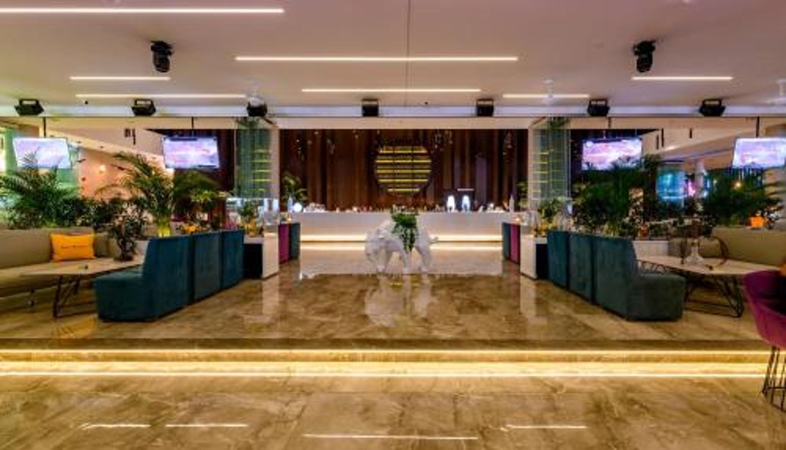 Bar - Seasons Hotel (Adults Only)