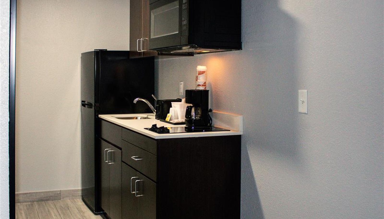 Chambre - Suburban Studios Roseville-Detroit North