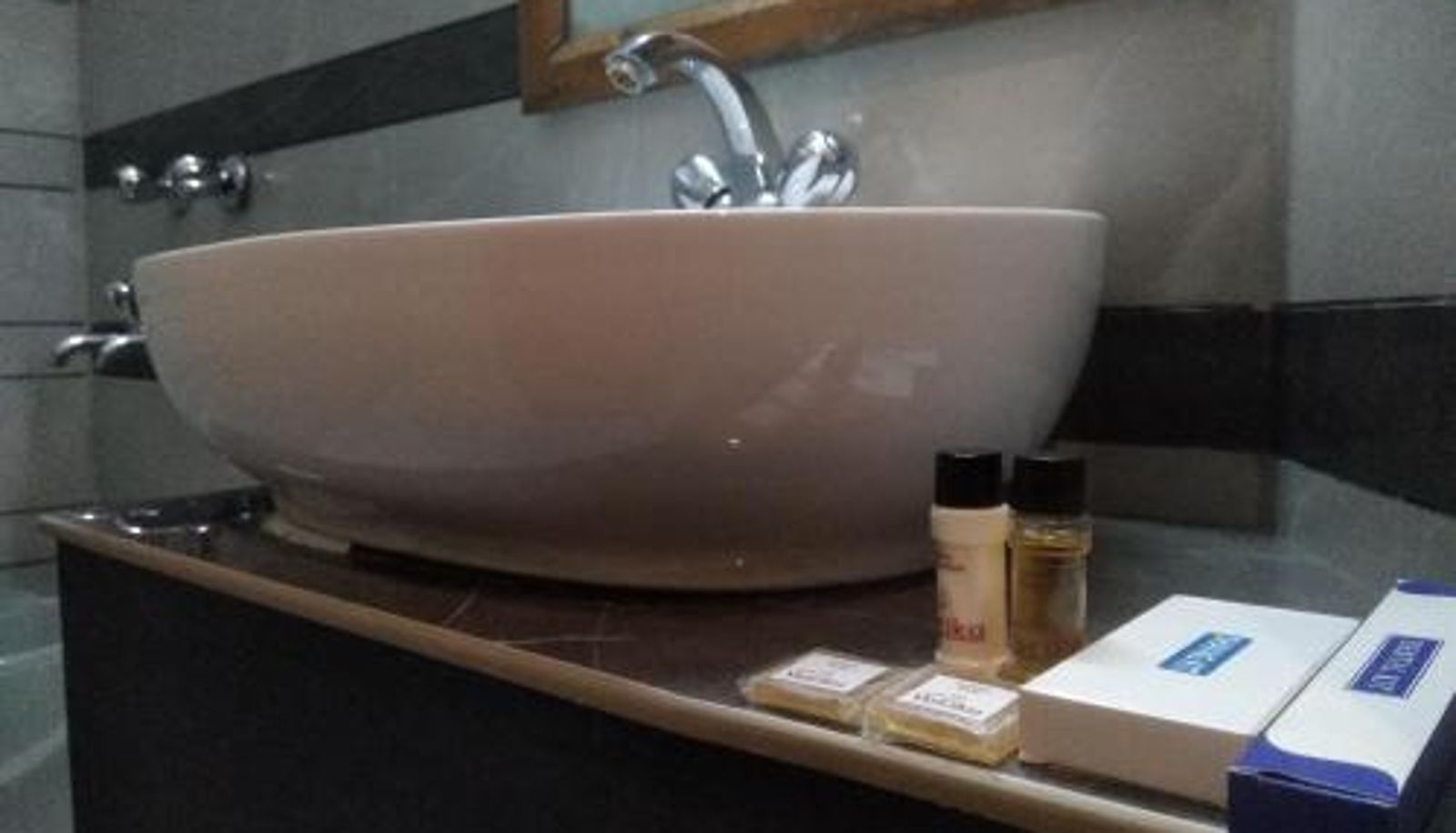 Bathroom - Hotel Vatika - the riverside resort