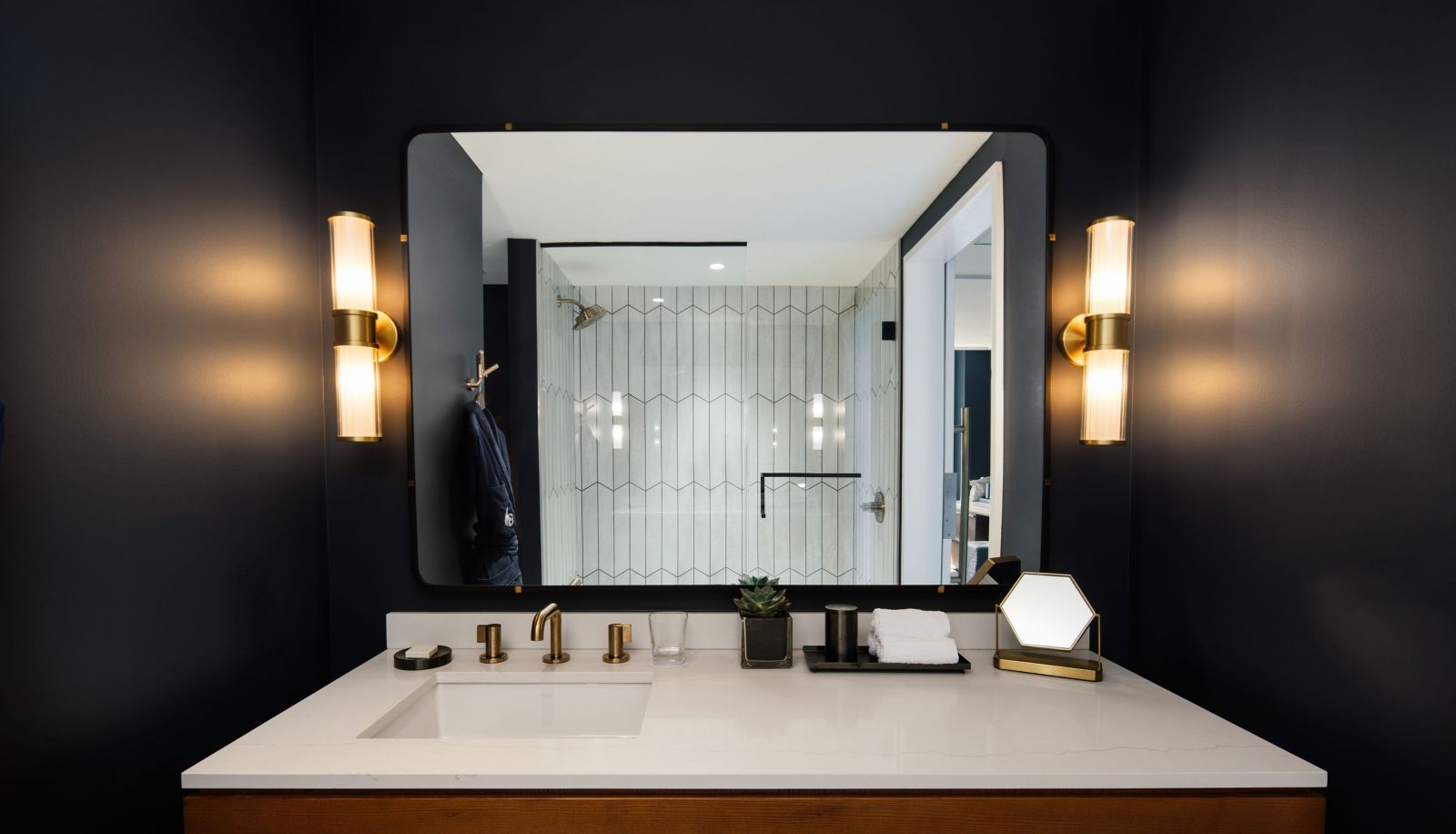 Chambre - The National Autograph Collection