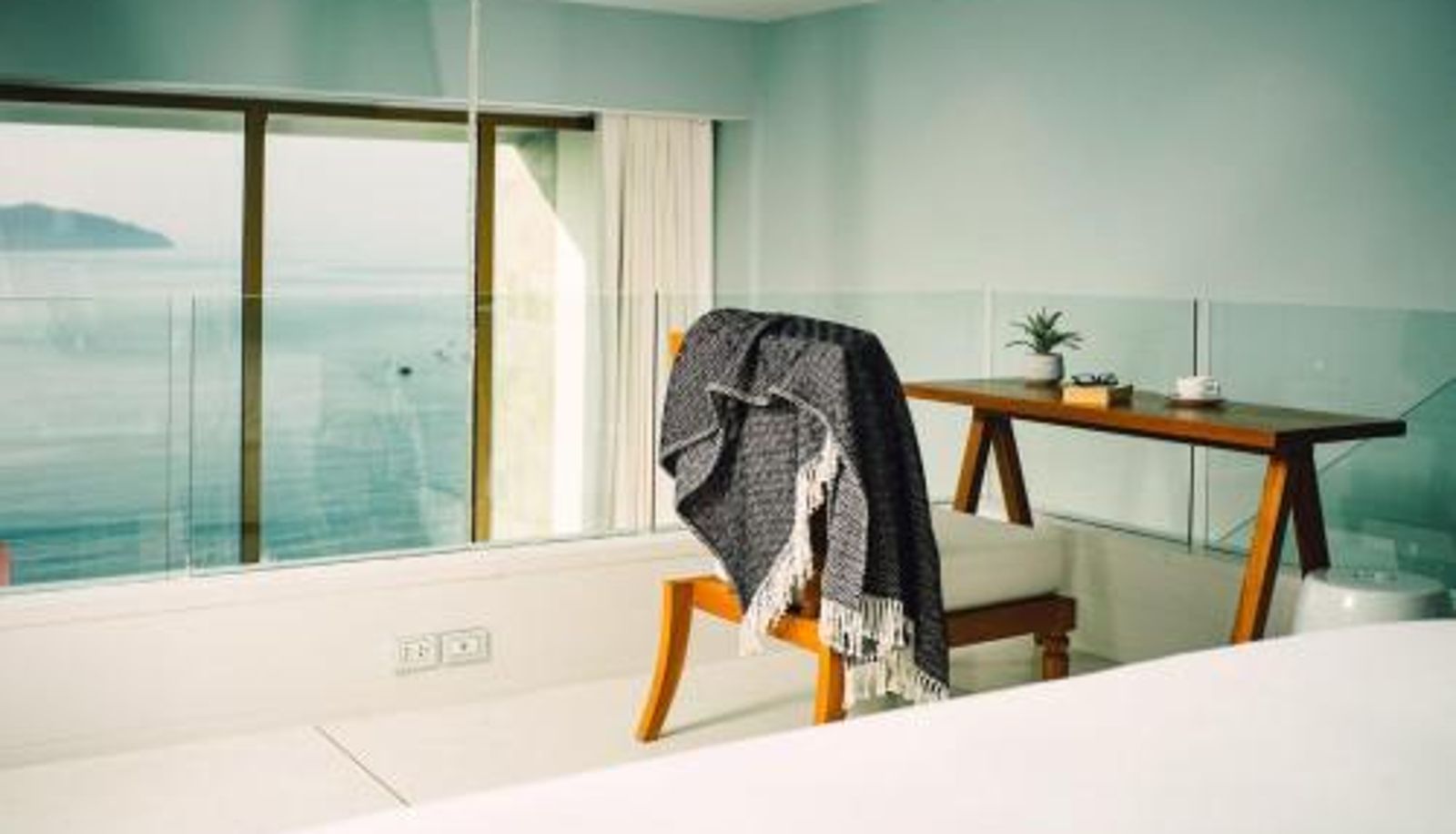 Zimmer - The Beach Samui