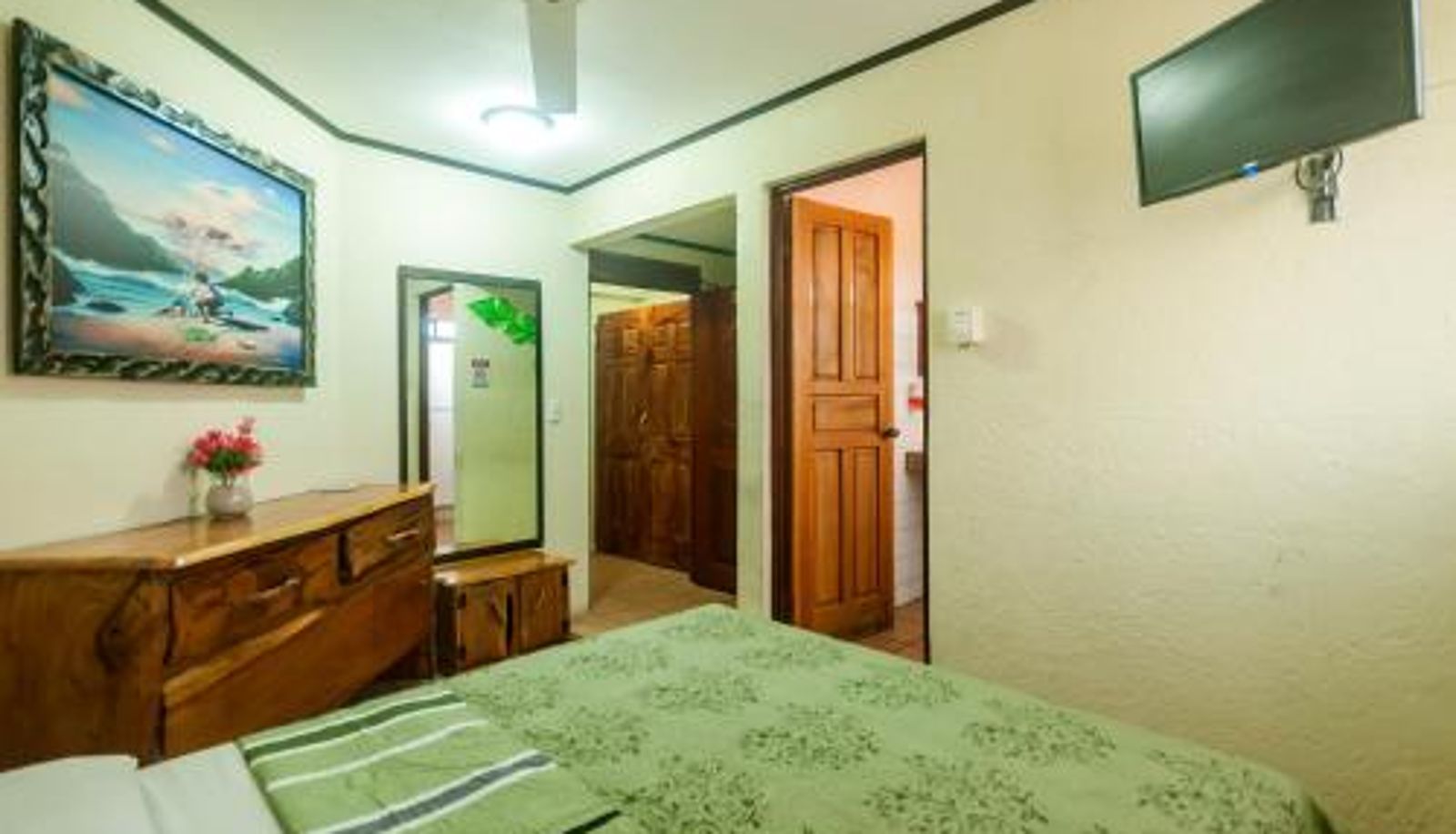 Zimmer - Cadillac Rock Beach Hotel