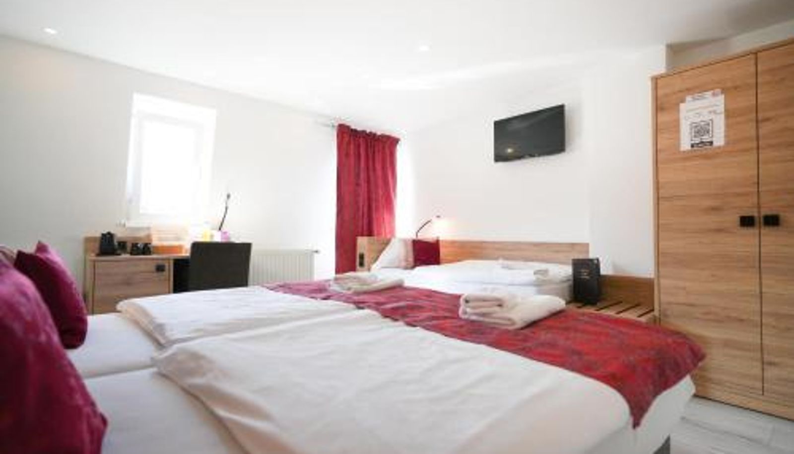 Dreibettzimmer - Hotel & Restaurant Bella Italia