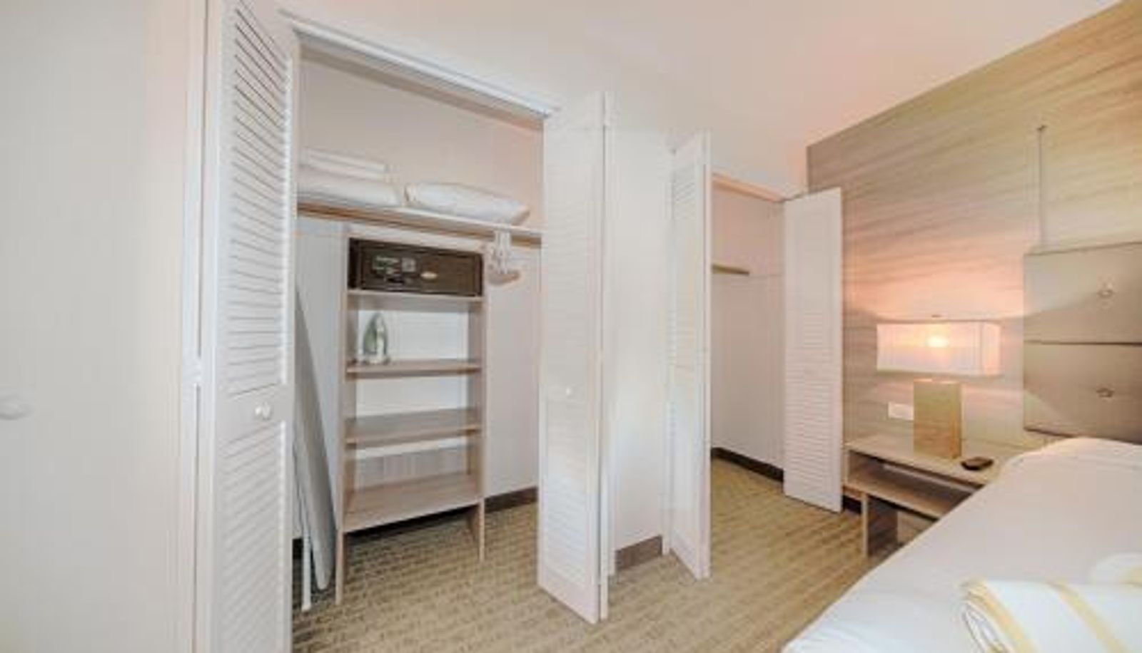 Apartment - Club Lux Resort By The Beach