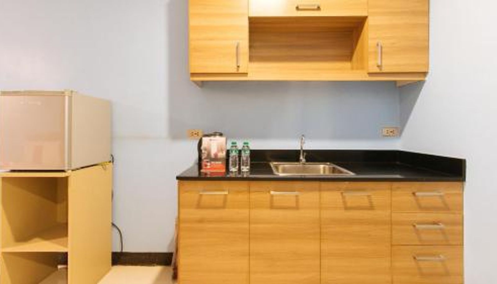Apartment - RedDoorz Plus at Kamuning Quezon City