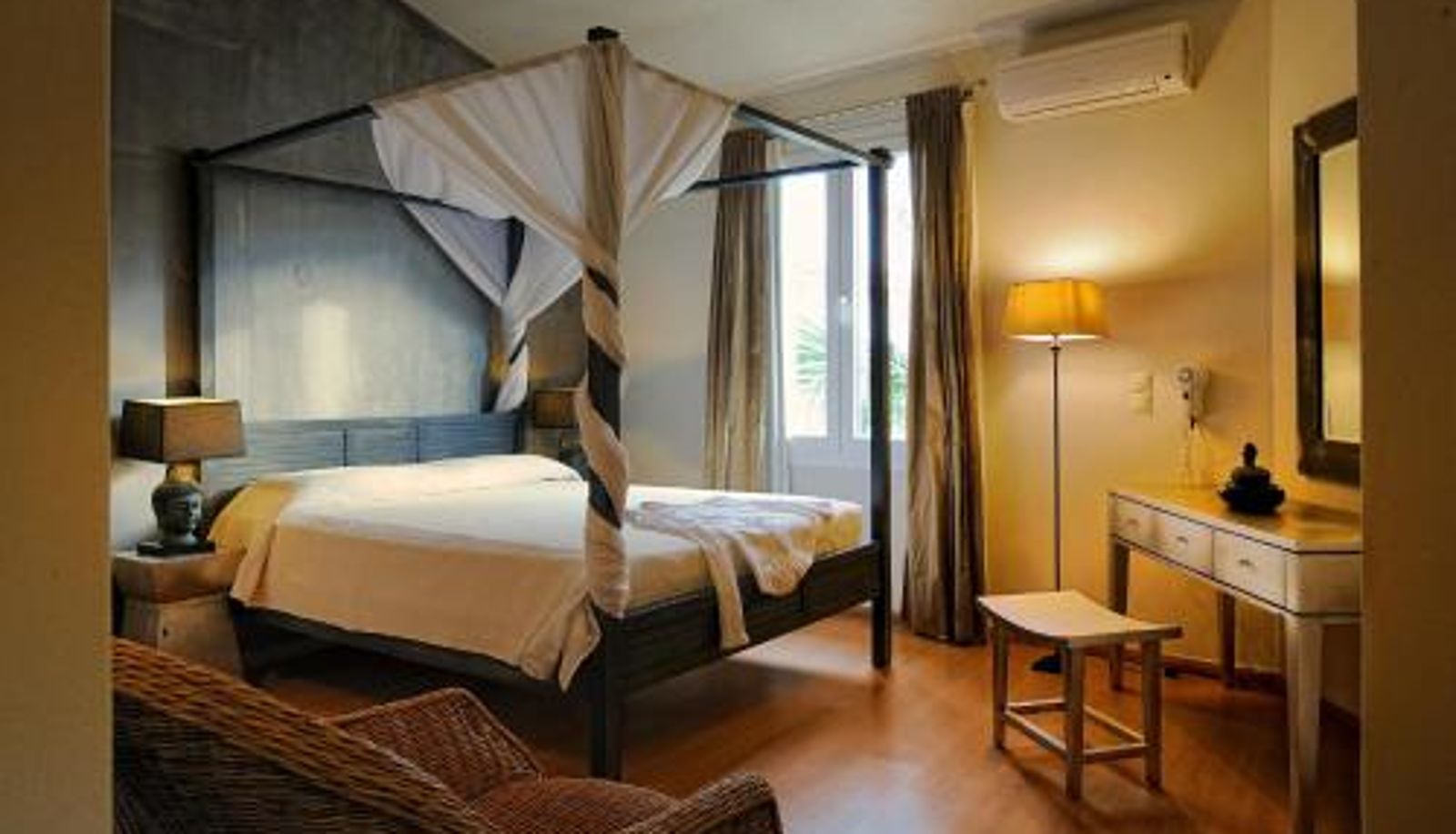 Room - Paradise Island Villas