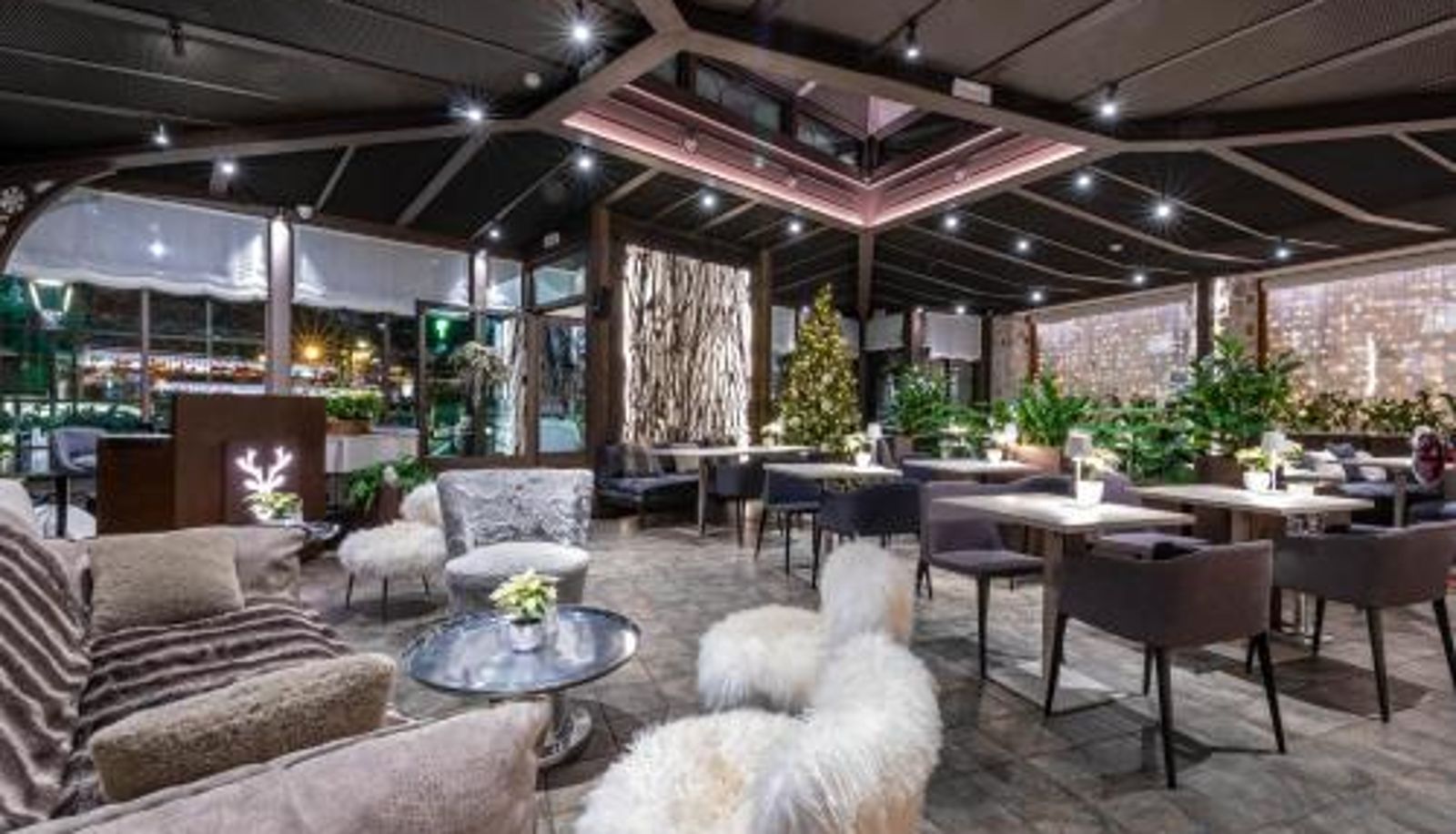 Salle de petit-déjeuner dans le restaurant - Fiocco di Neve Relais & SPA