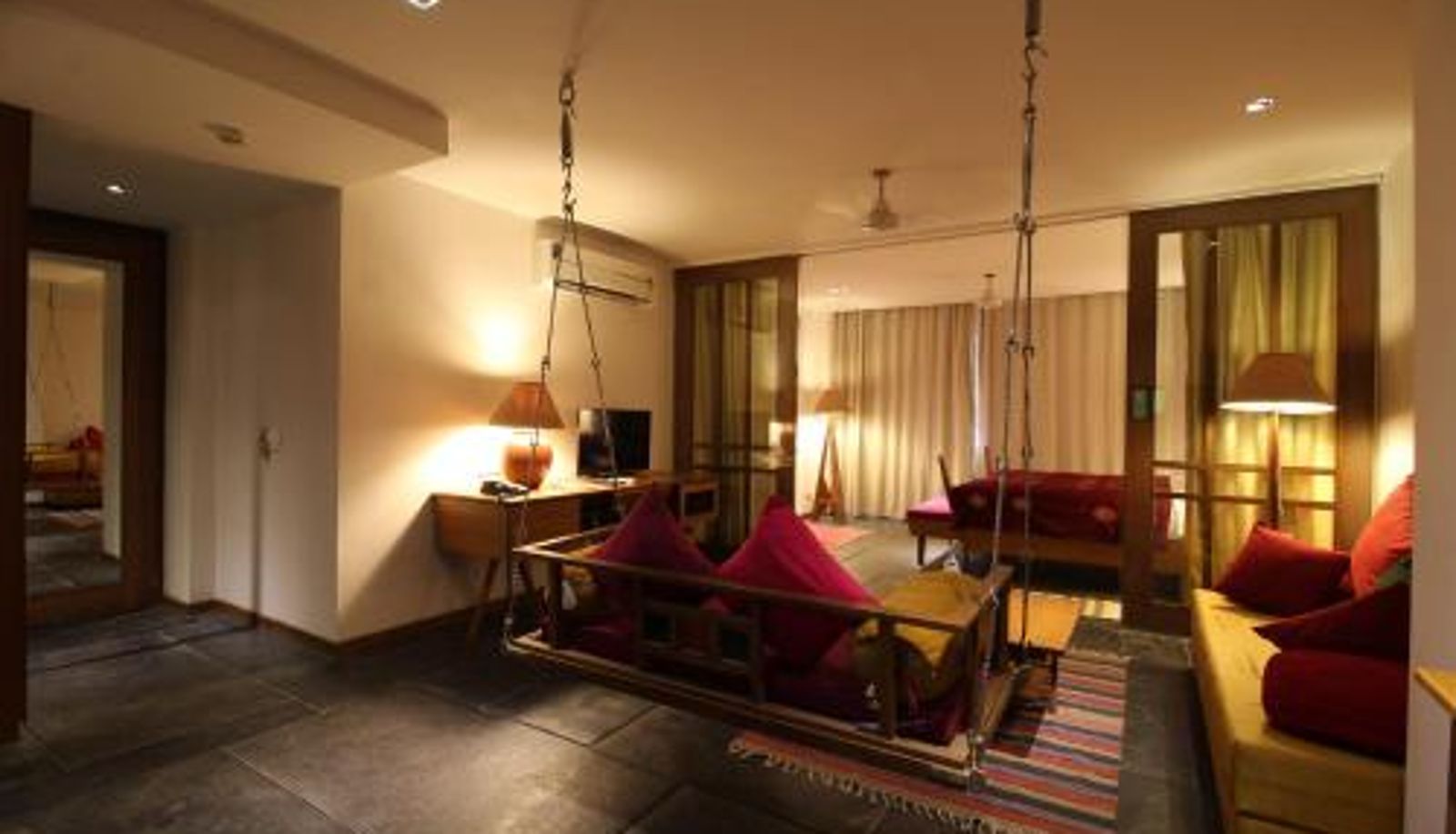 Room - The Sky Imperial Aarivaa Luxury Stays
