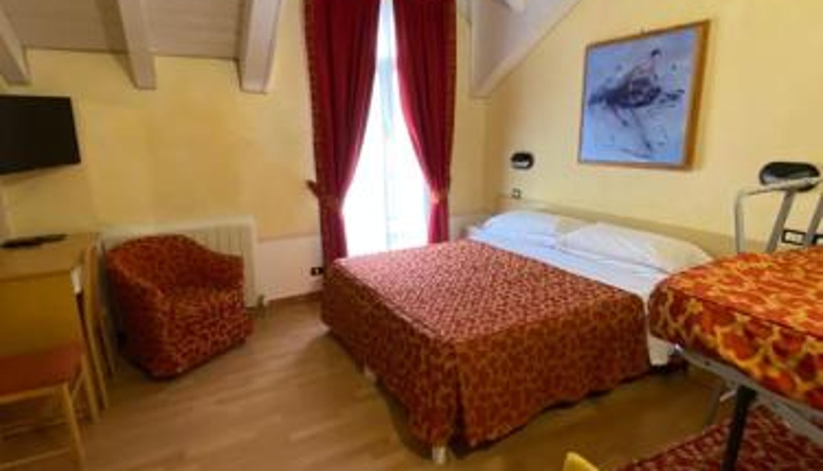 Room - Hotel Montepizzo