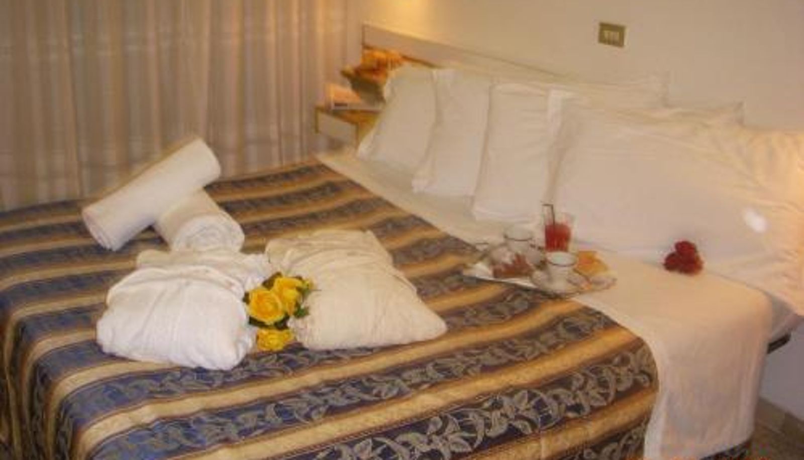 Zimmer - Hotel Moresco Riccione - Piscina Beach Village