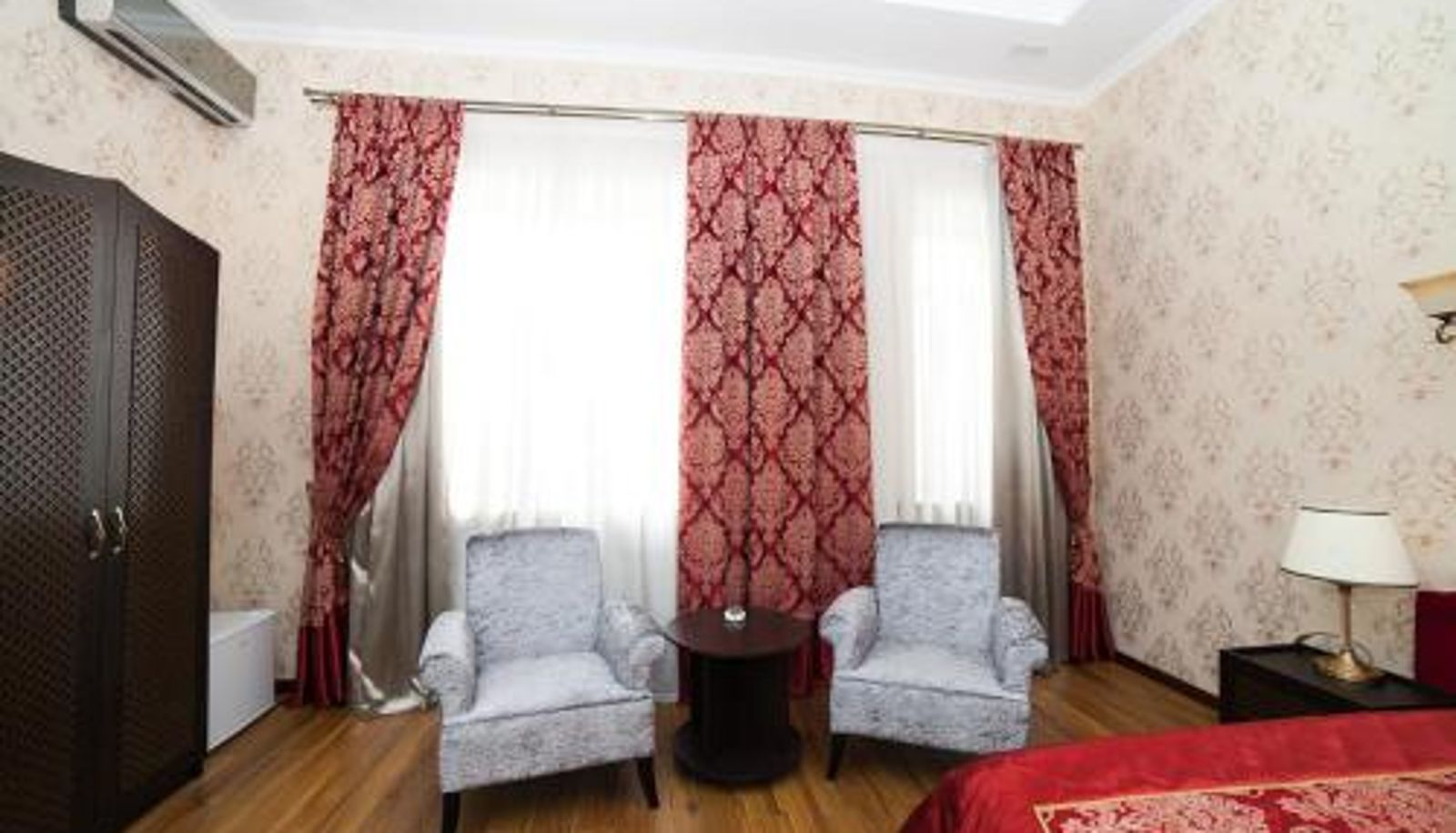 Info - La villa Park Hotel