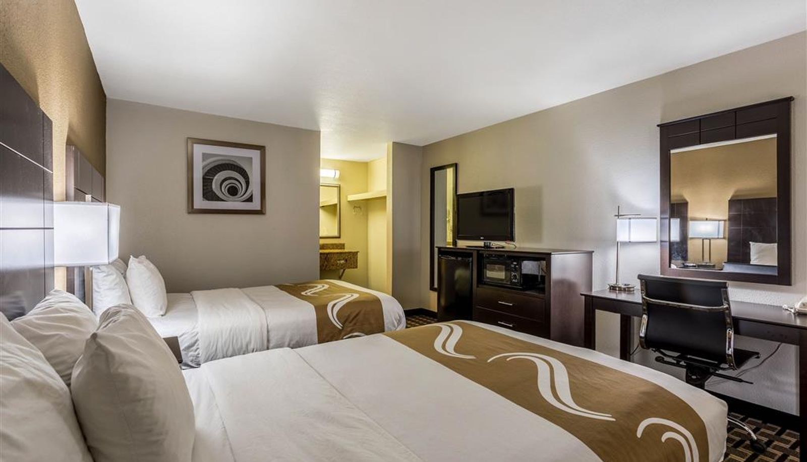 Camera - Quality Inn Tupelo Central