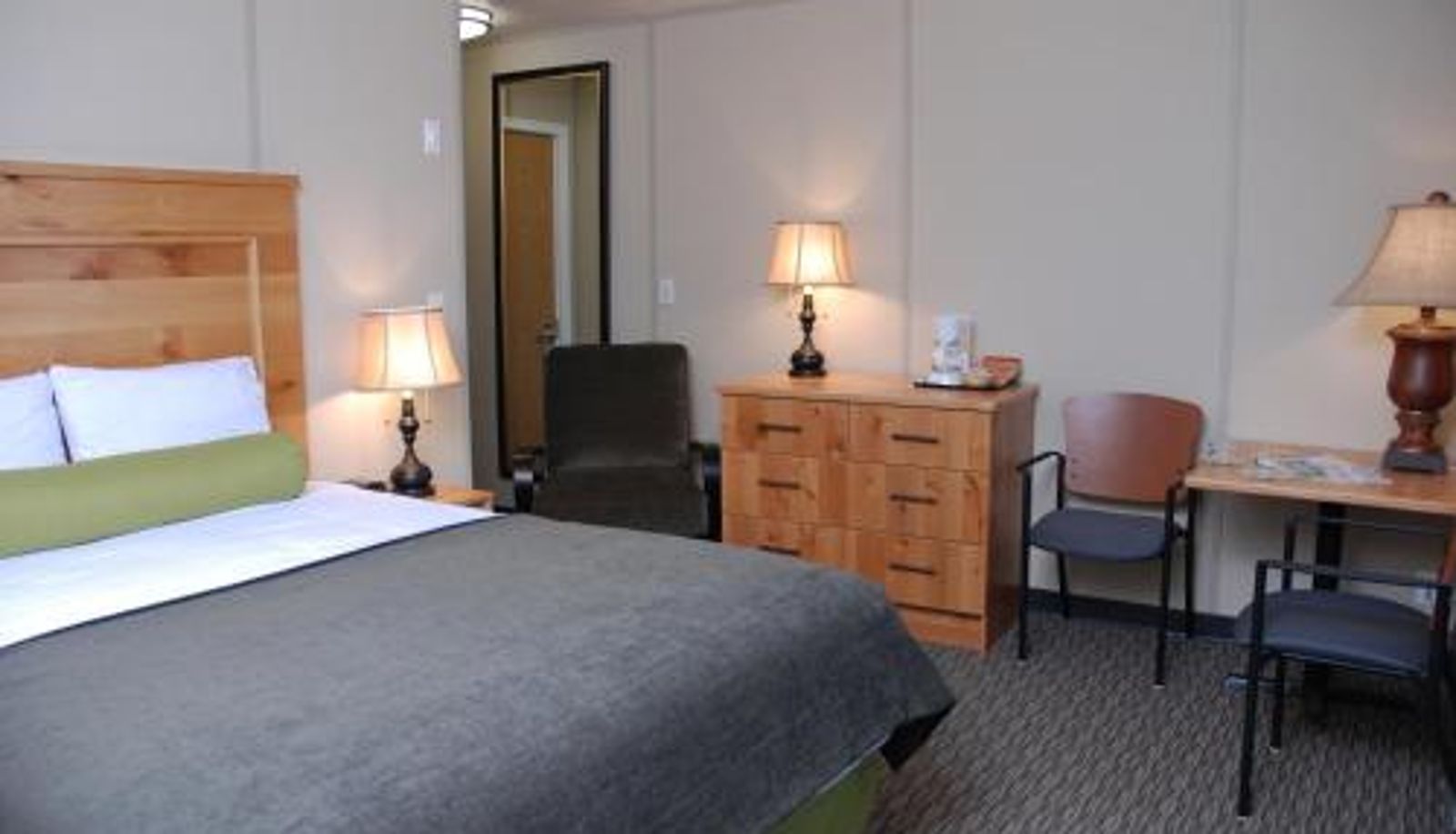 Standardzimmer - Triple J Hotel