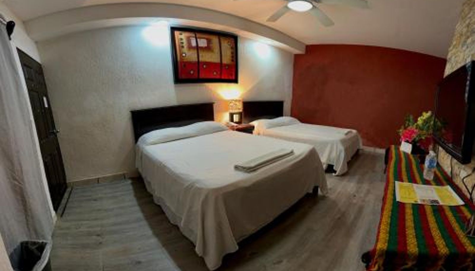 Room - Hotel Makarios