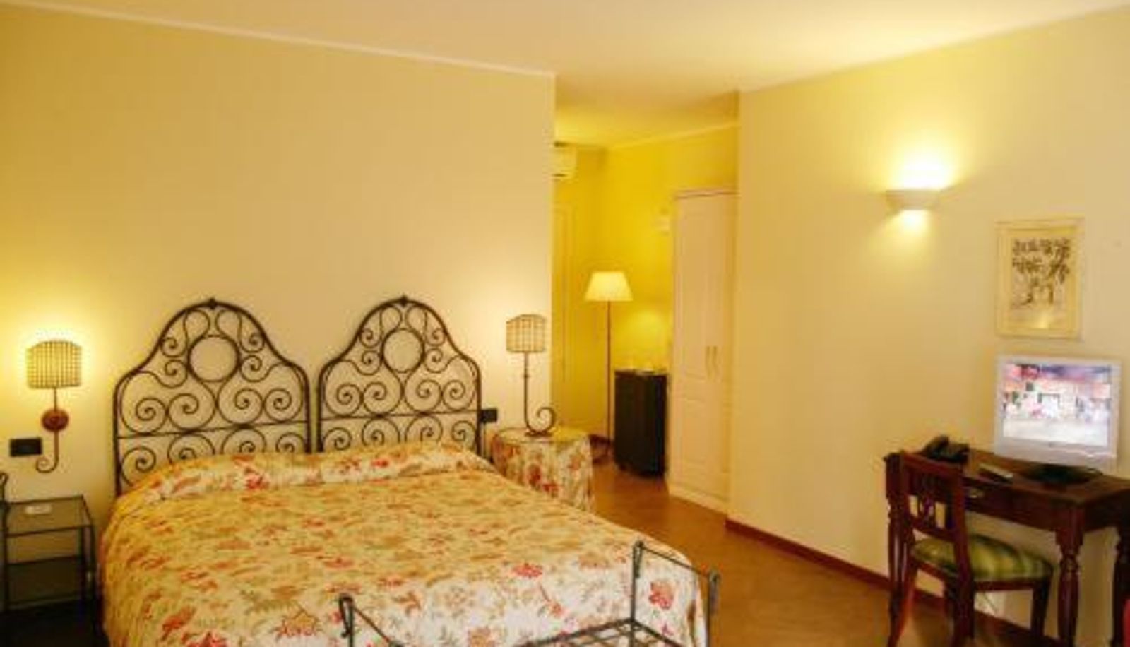 Kamer - La Valletta Relais