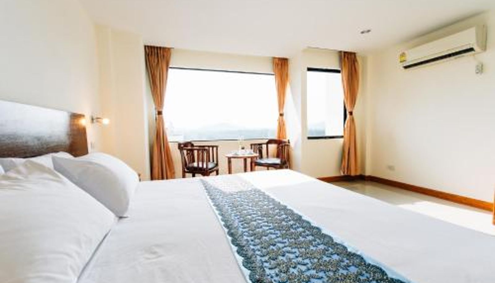 Camera - Sinkiat Thani Hotel
