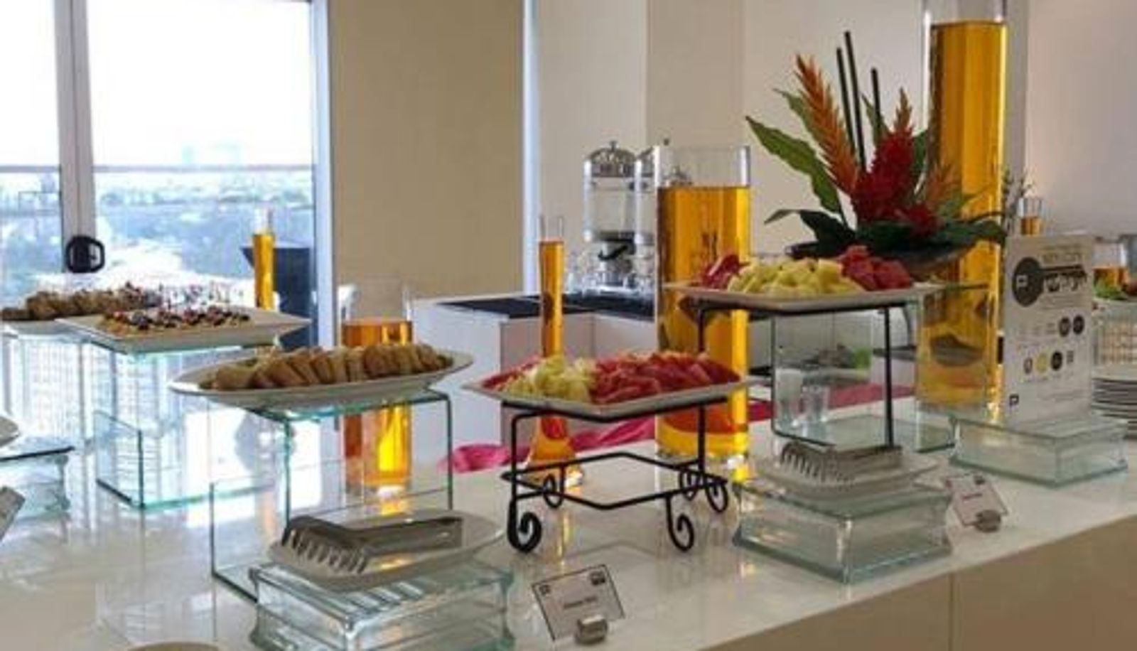 Frühstücksraum innerhalb des Restaurants - Privato Ortigas