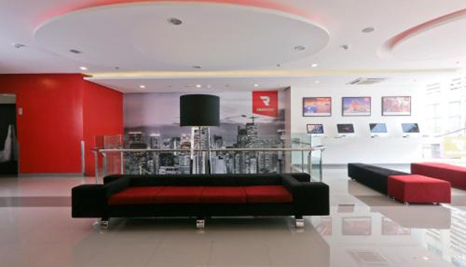 Reception - Red Planet Makati Amorsolo