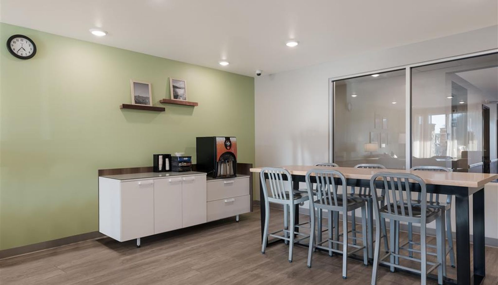 Sala - WoodSpring Suites Phoenix-Deer Valley