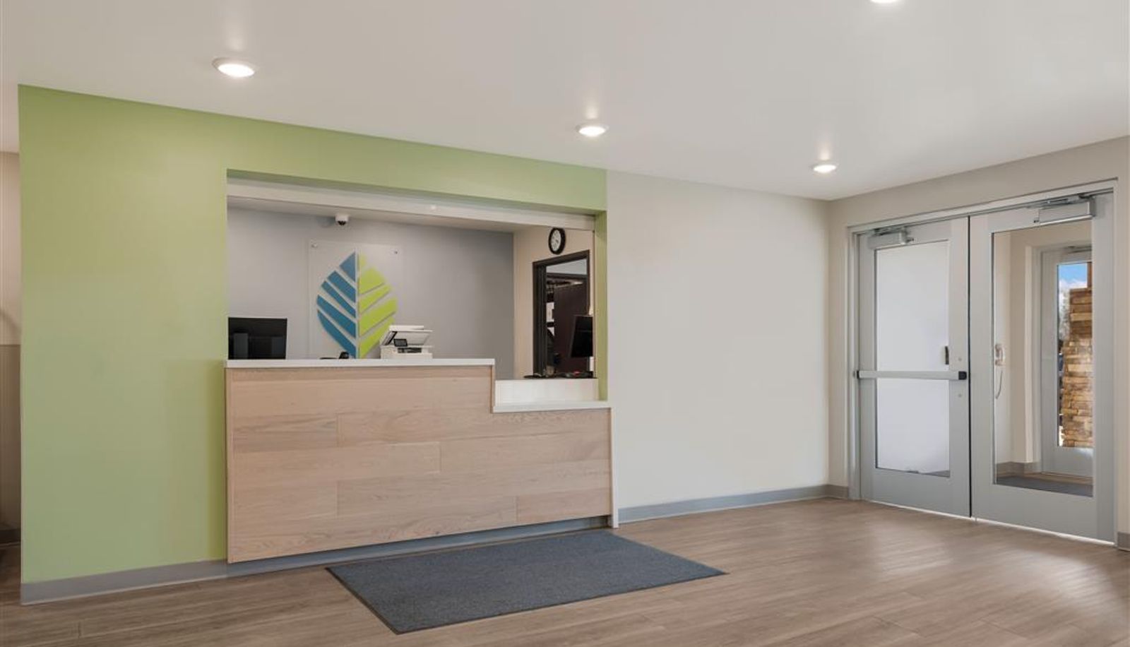 Lobby - WoodSpring Suites Phoenix-Deer Valley