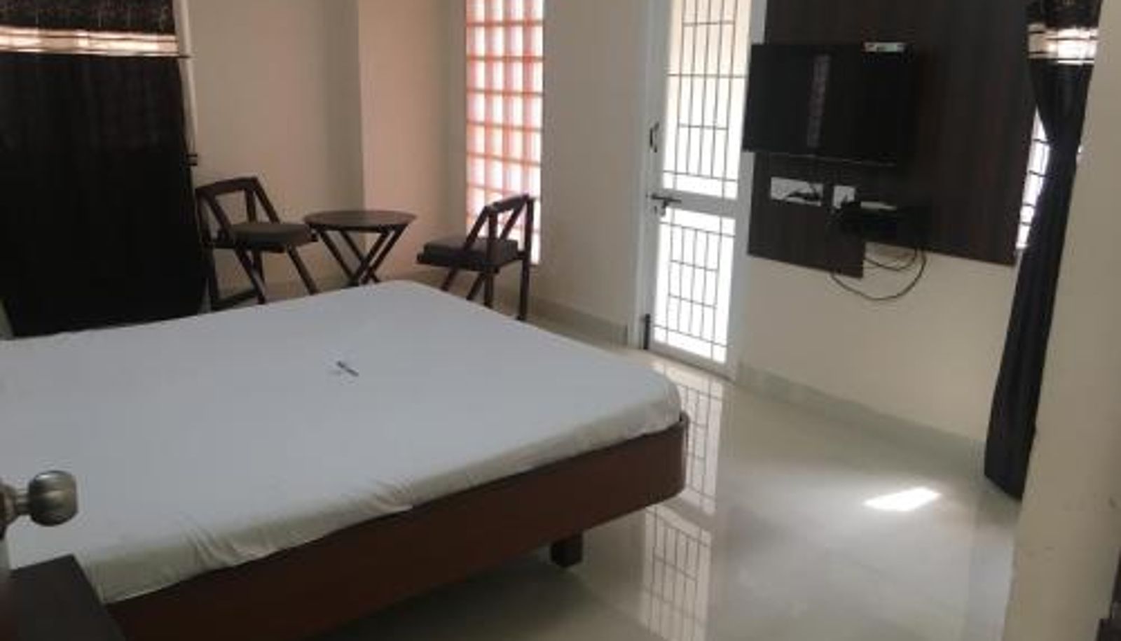 Dreibettzimmer - Hotel Jothi