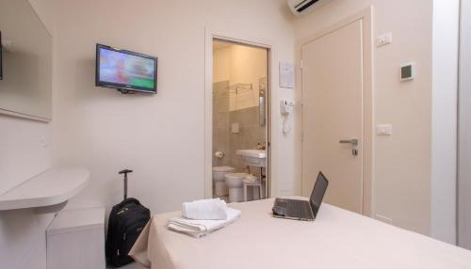 Información - Hotel Maioli B&B