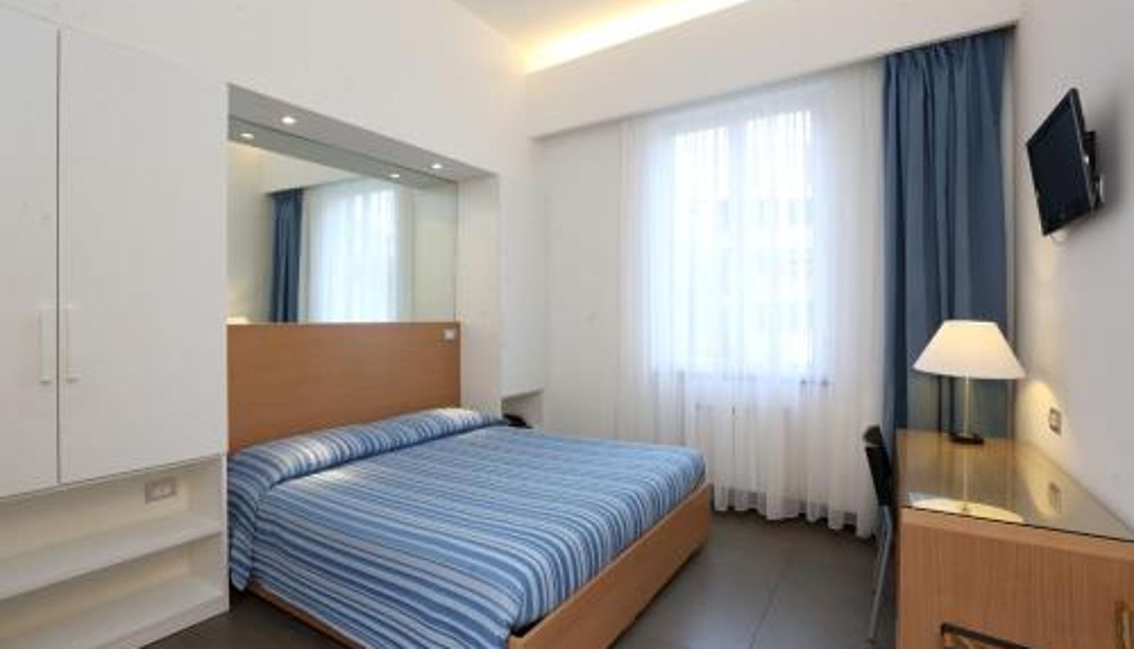 Habitación - Hotel Genova
