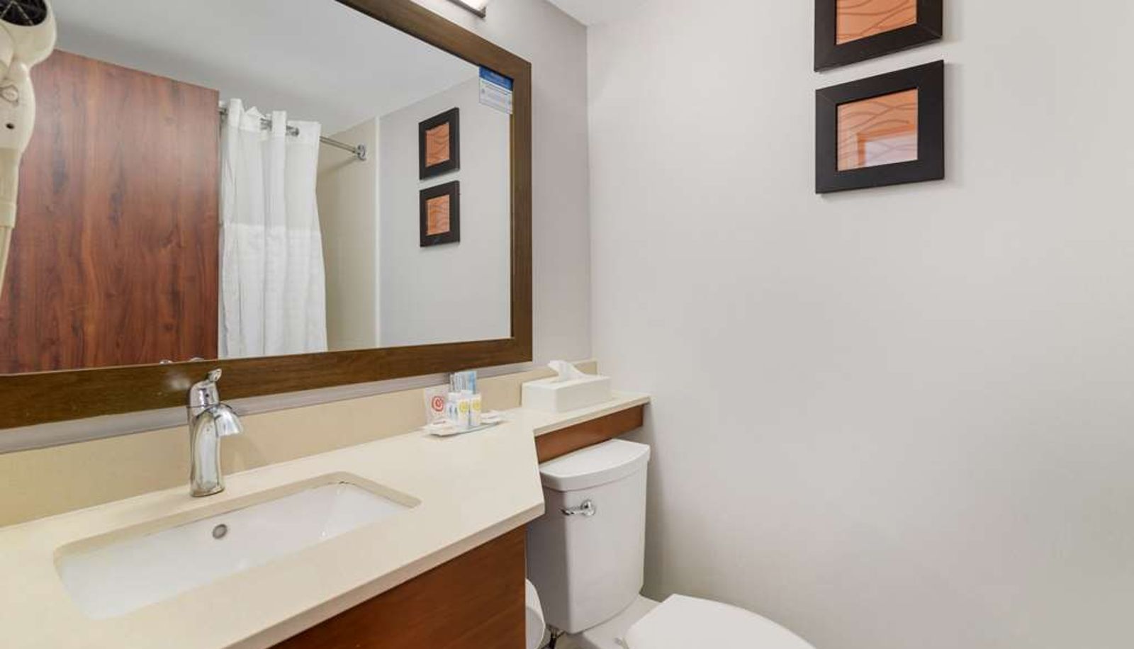Habitación - Comfort Inn Manchester Airport