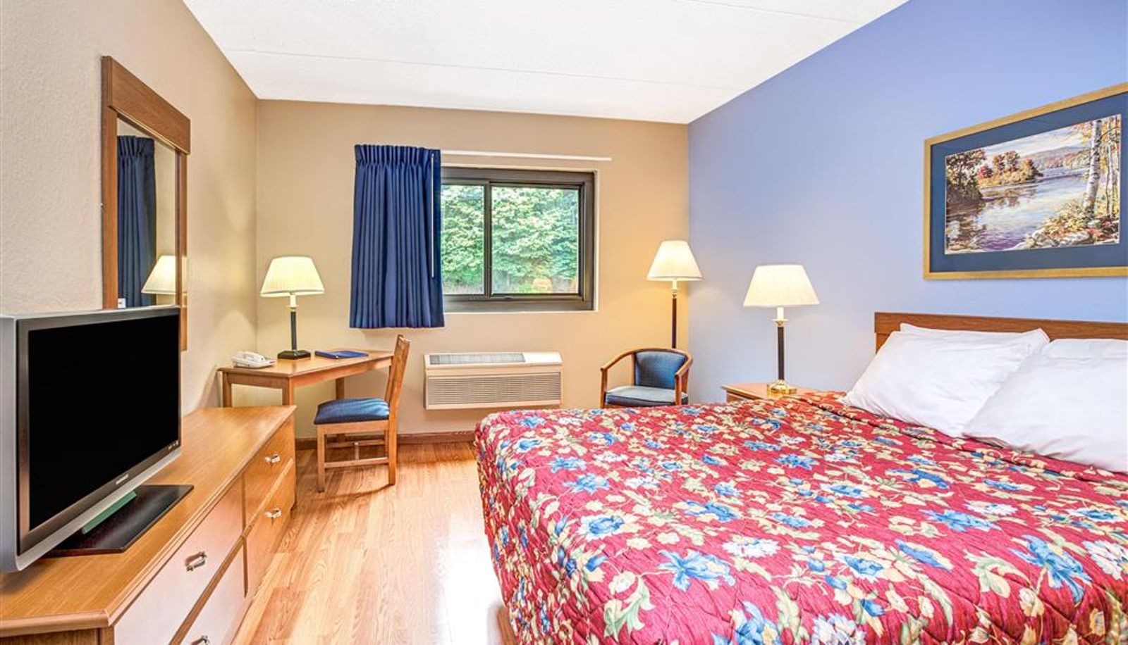 Room - Super 8 by Wyndham Mahwah