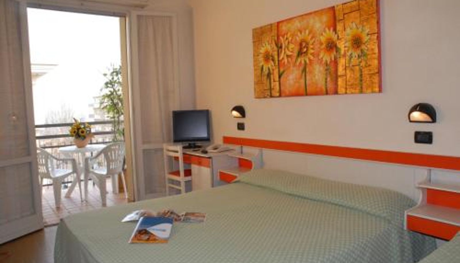 Terras - Hotel Devon Rooms & Breakfast