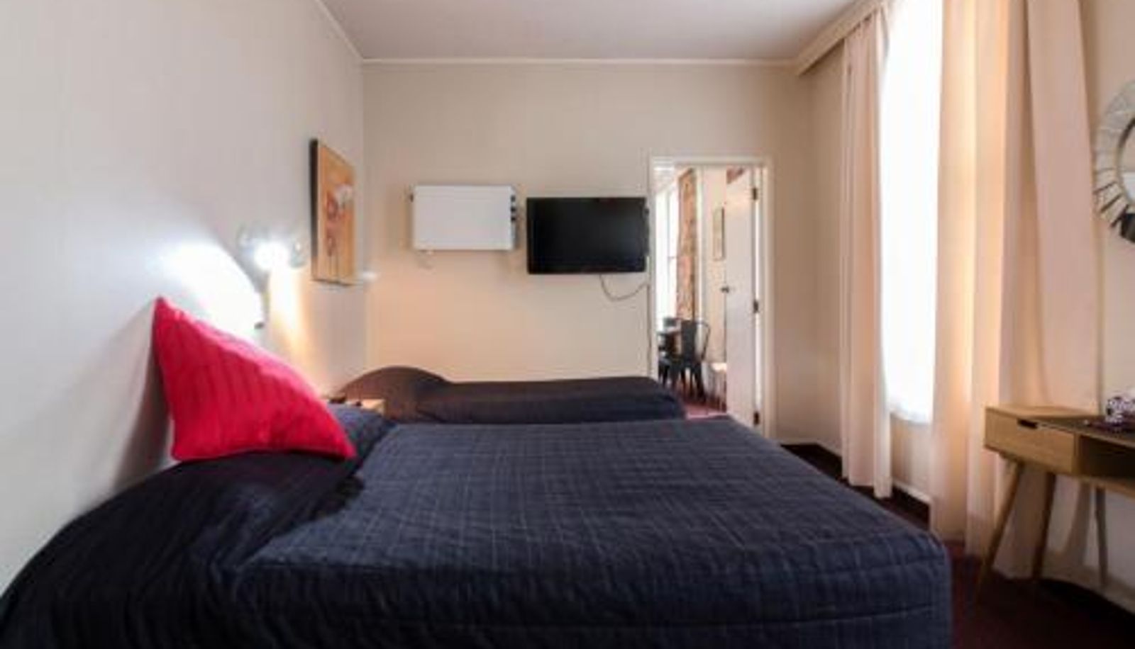 Dreibettzimmer - Masonic Hotel