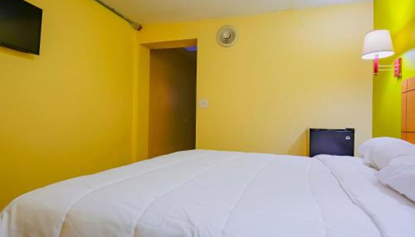 Room - Hotel O Markham IL near Harvey/Tinley Park