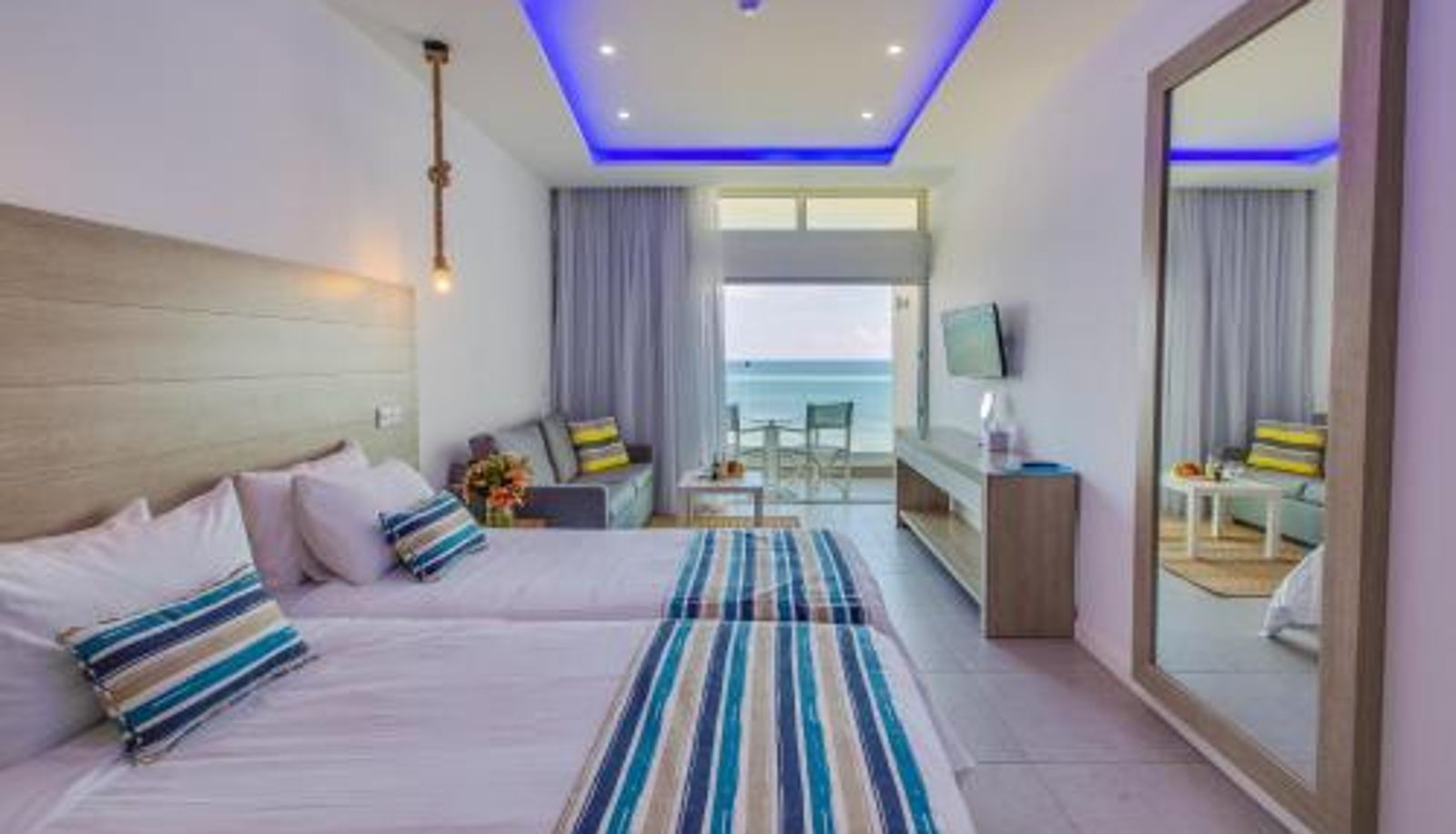 Info - Island Boutique Hotel