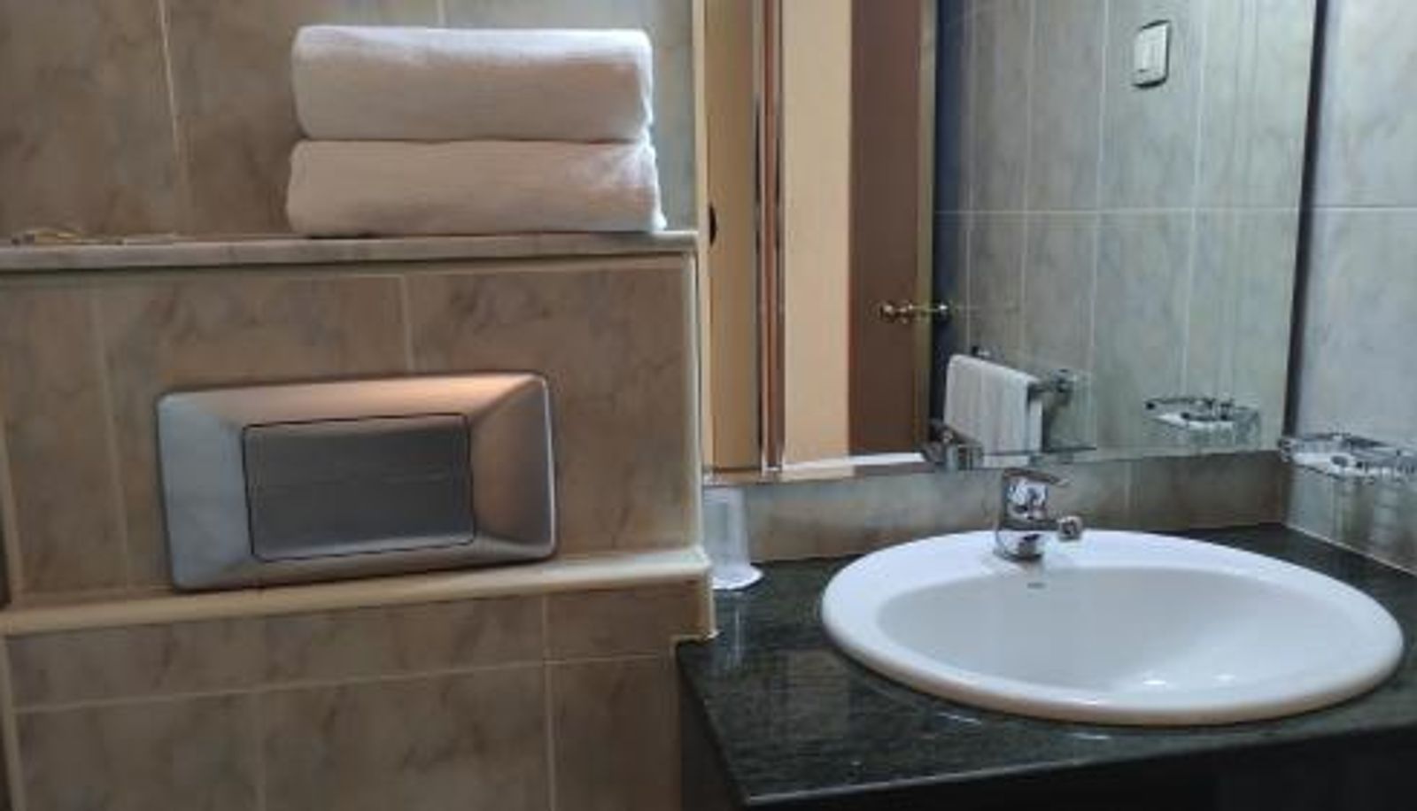 Badezimmer - Hotel Ria de Vigo "Tierra de Campos"