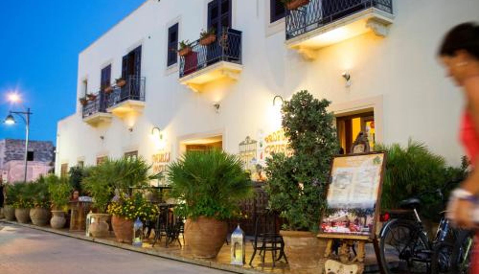 Info - Ghibli Hotel