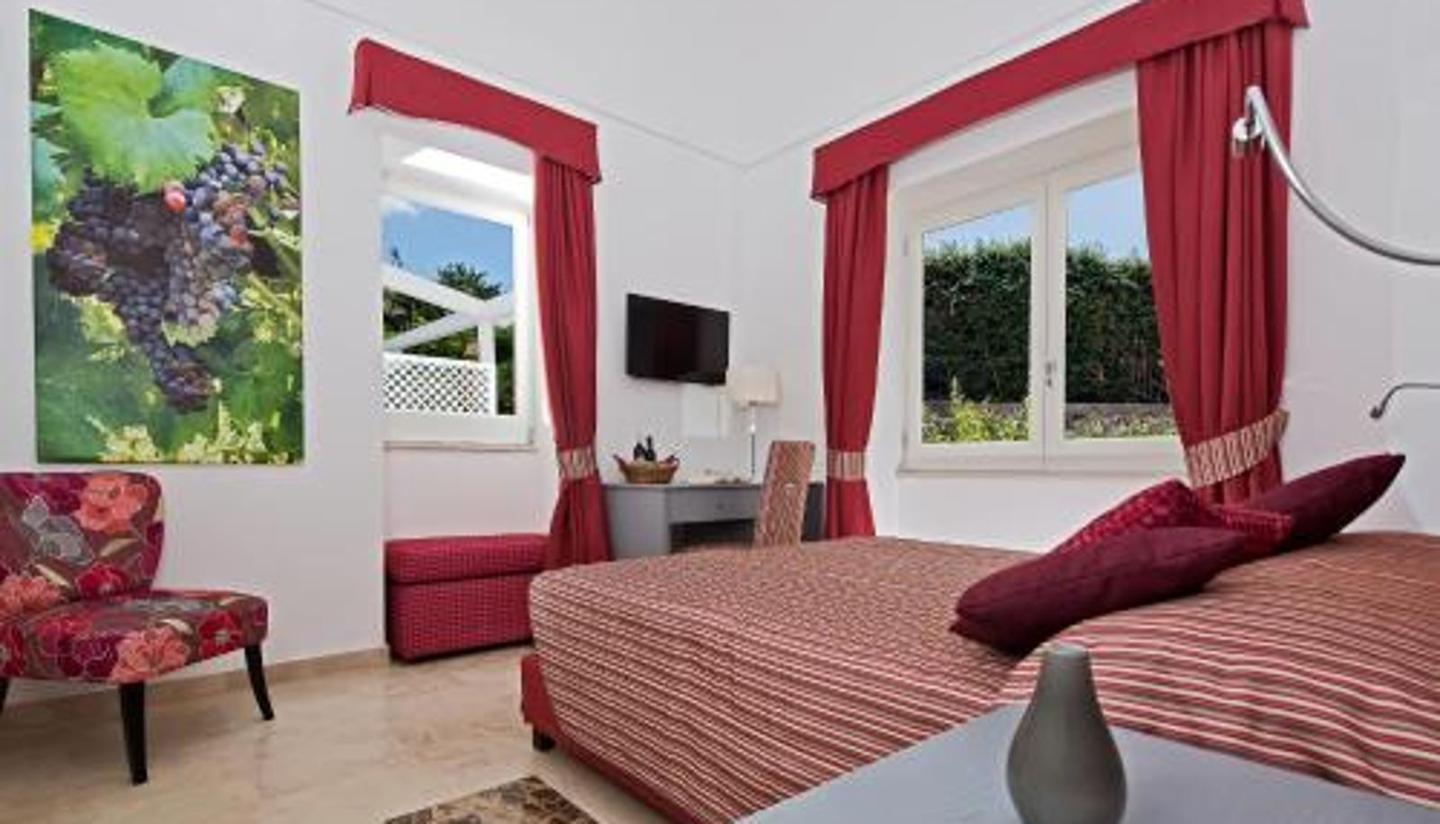 Room - Capri Wine Hotel