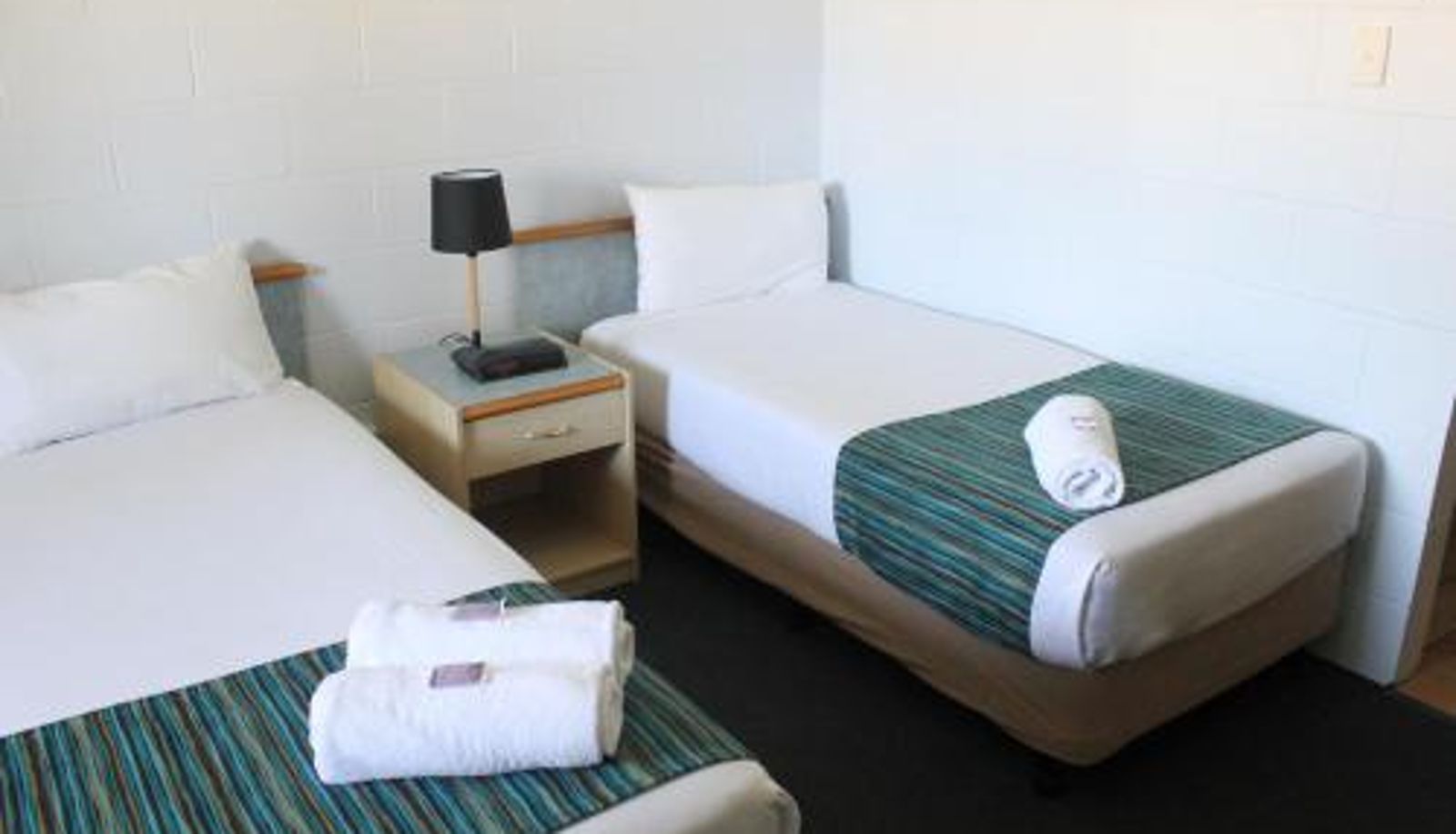 Room - Rocky Glen Hotel Motel Gladstone