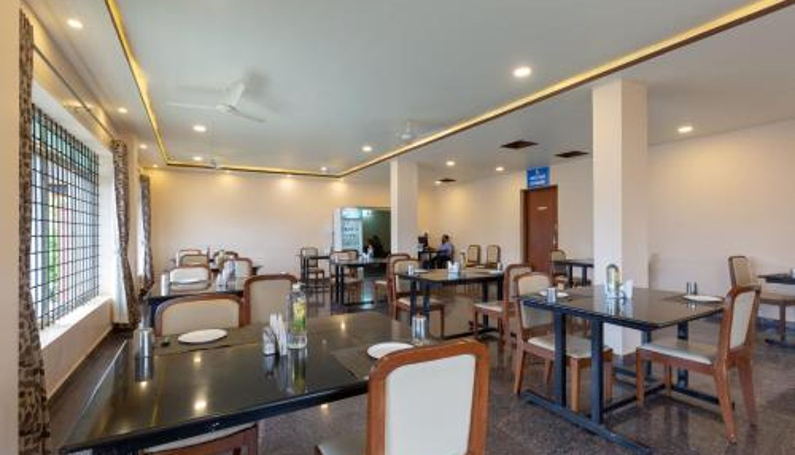 Breakfast room within the restaurant - BR Hills KSTDC Hotel Mayura Biligiri