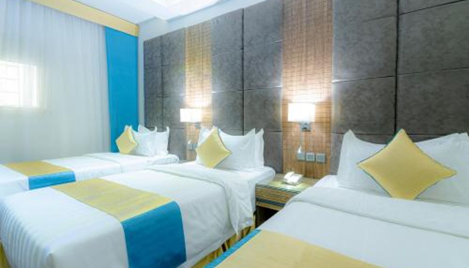 Dreibettzimmer - Platinum Hotel
