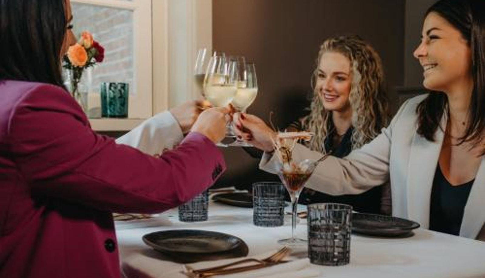 Frühstücksraum innerhalb des Restaurants - Kasteel de Wittenburg