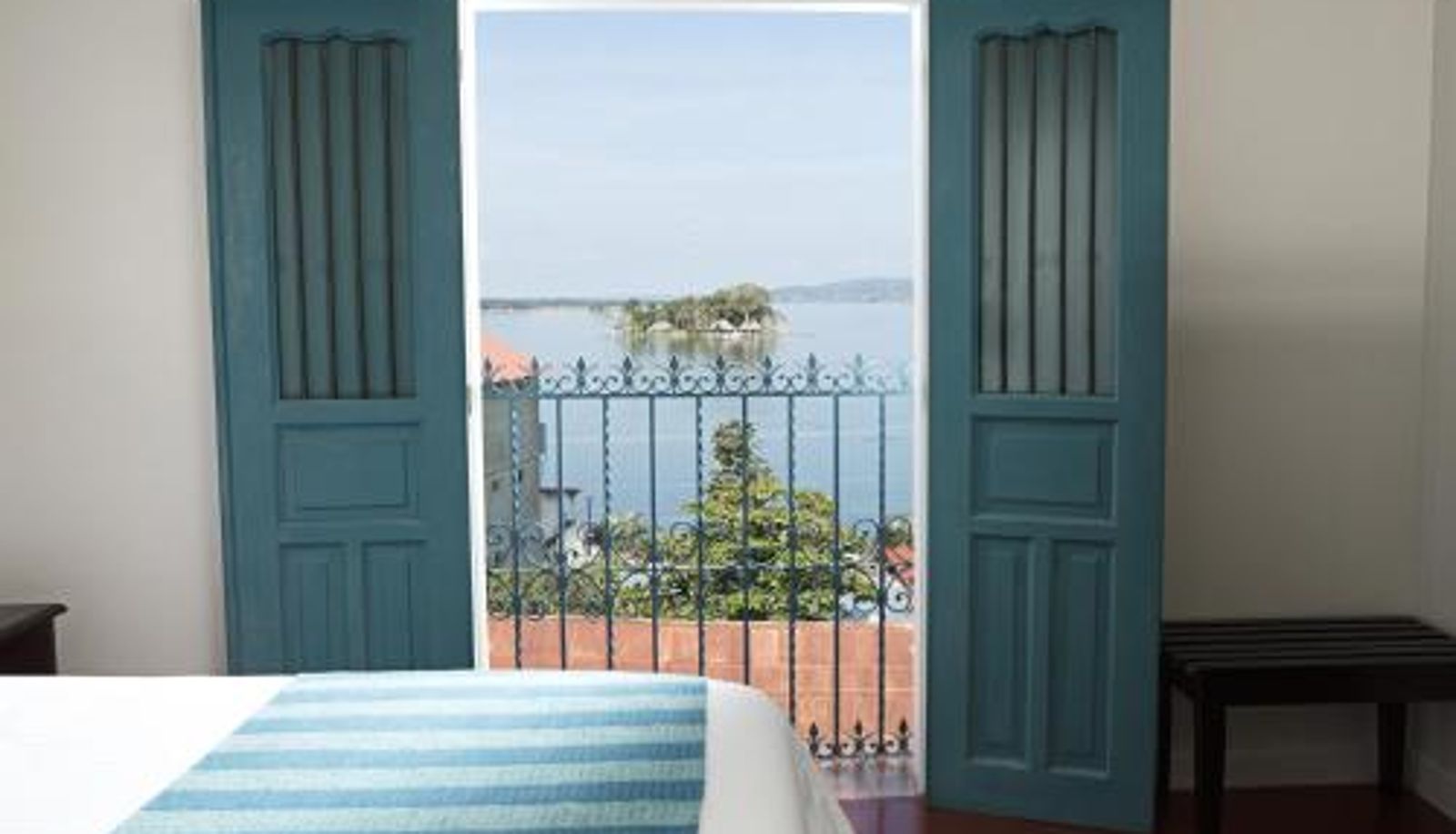 Suite - Hotel Isla de Flores
