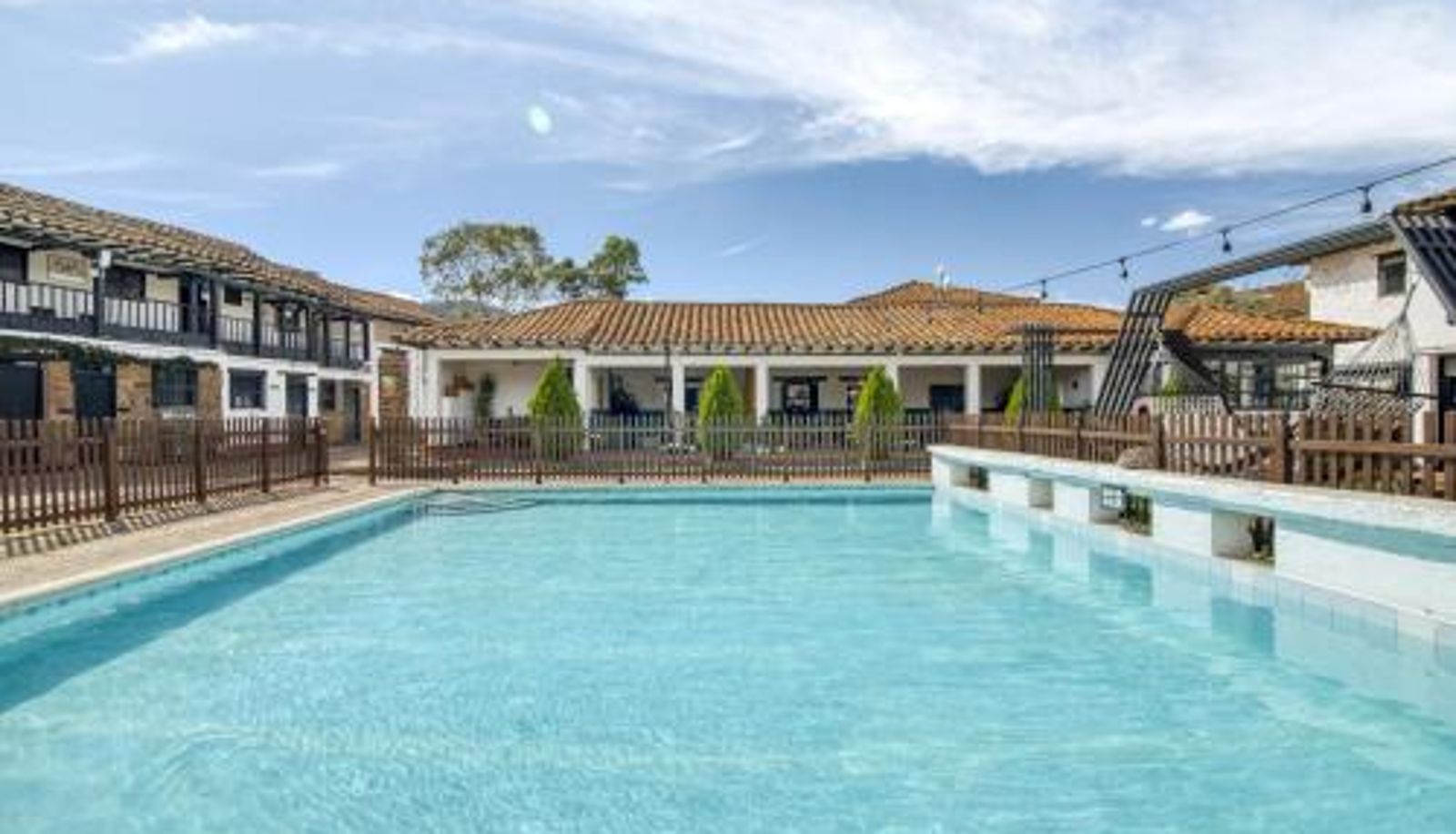 Pool - Hotel Aceitunos
