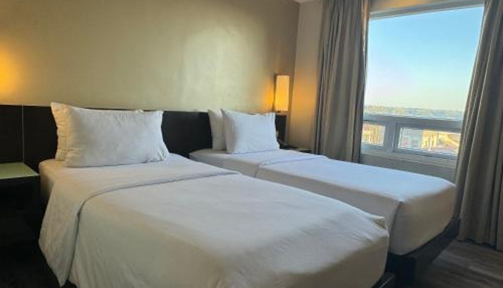 Zimmer - Circle Inn - Iloilo City Center