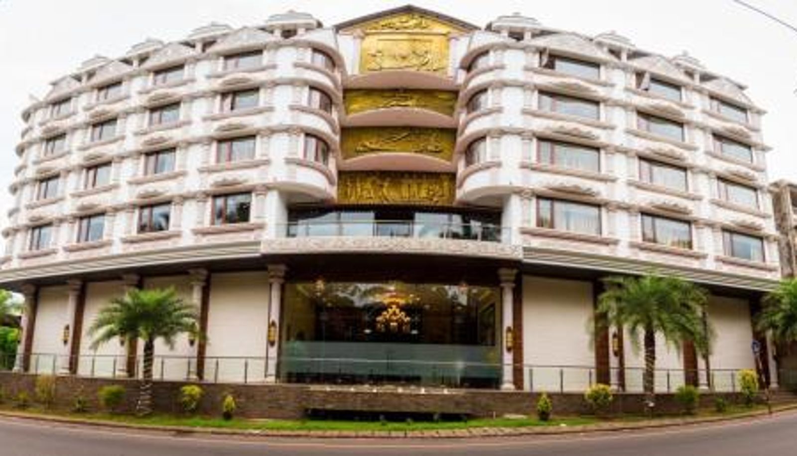 Información - Hotel Grace Majestic