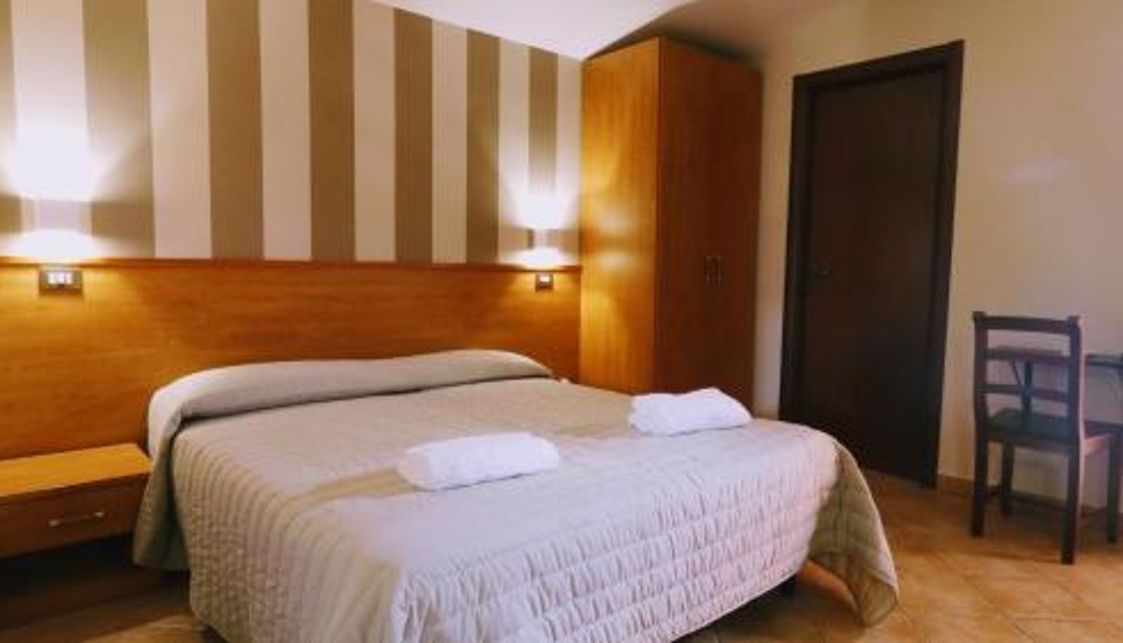 Camera - Hotel Piscina La Suite