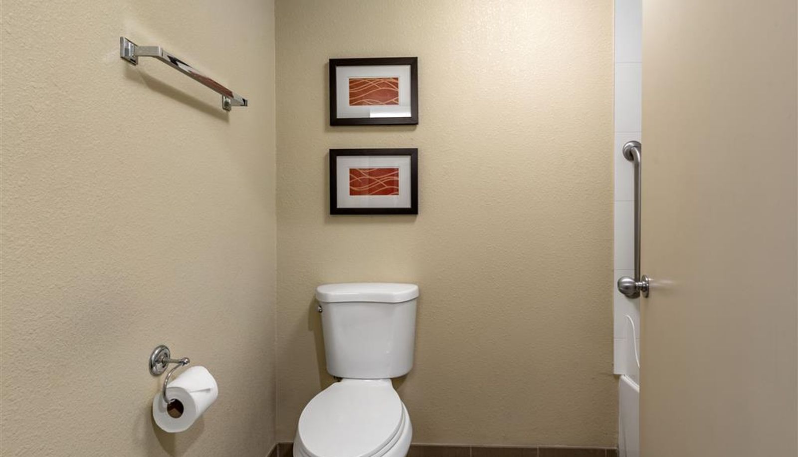Room - Comfort Inn Roseburg