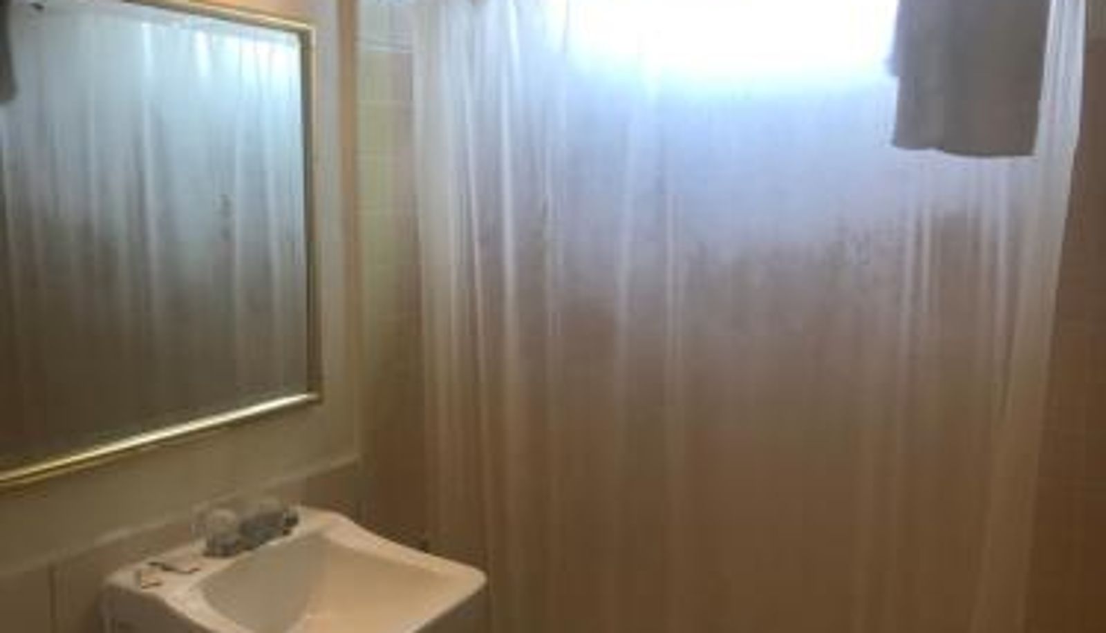 Bagno - All 8 Motel