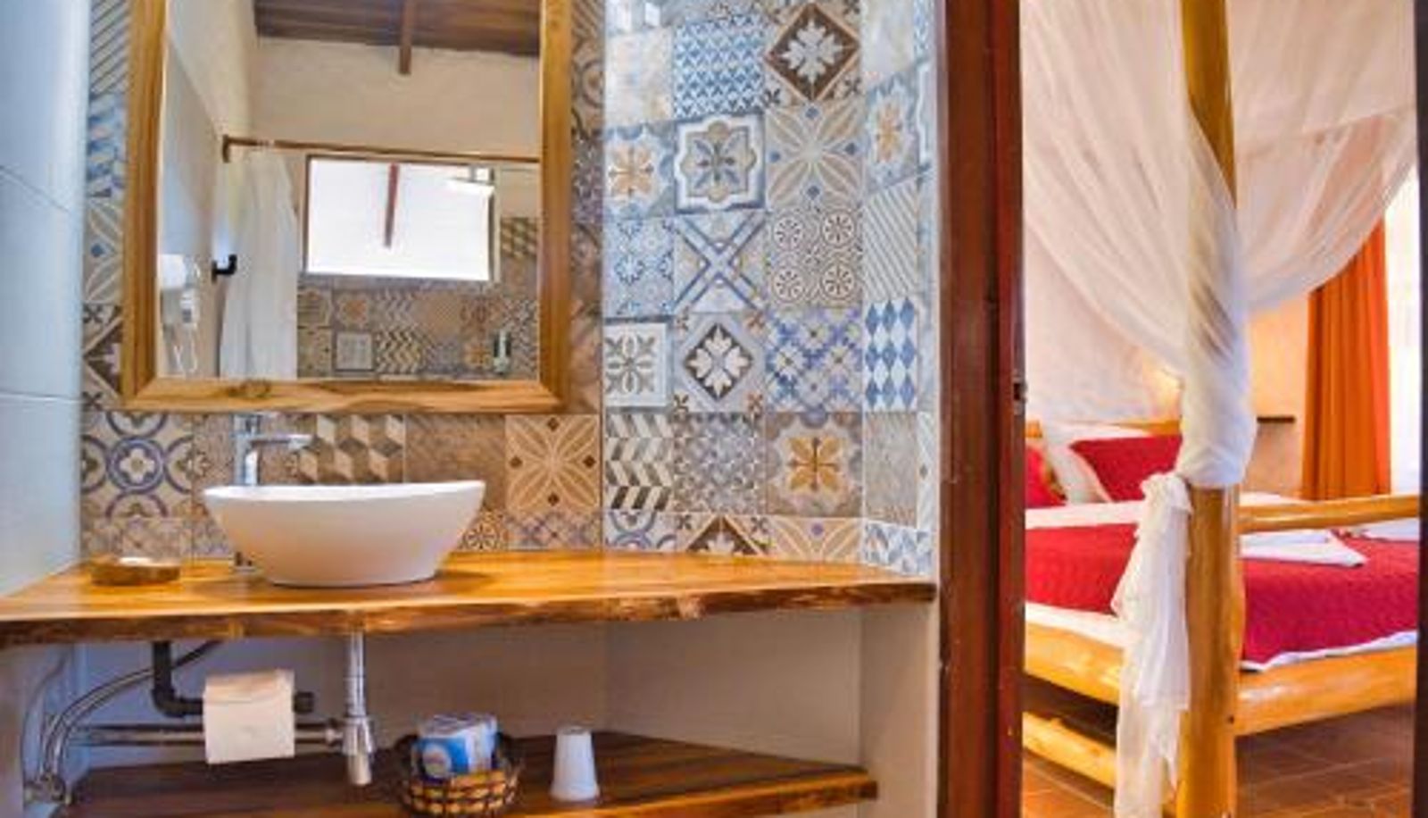 Bagno - Samara Pacific Lodge