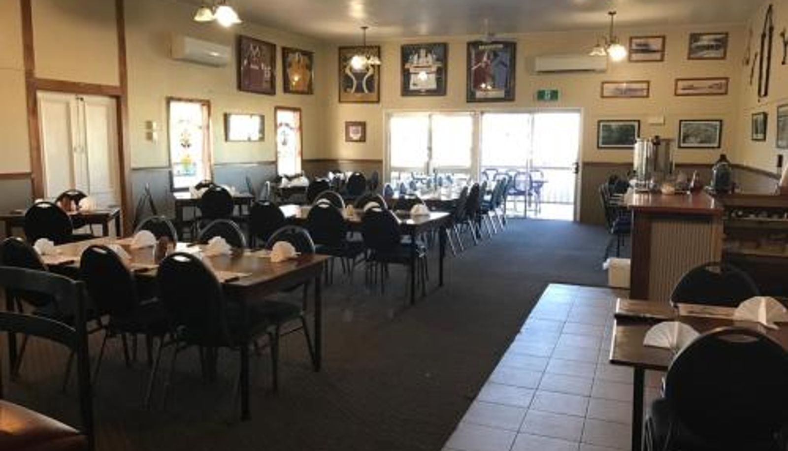 Info - Wagon Wheel Motel