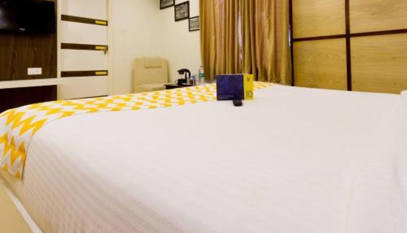 Zimmer - FabHotel Sholas Residency I - Nr Government Rose Garden